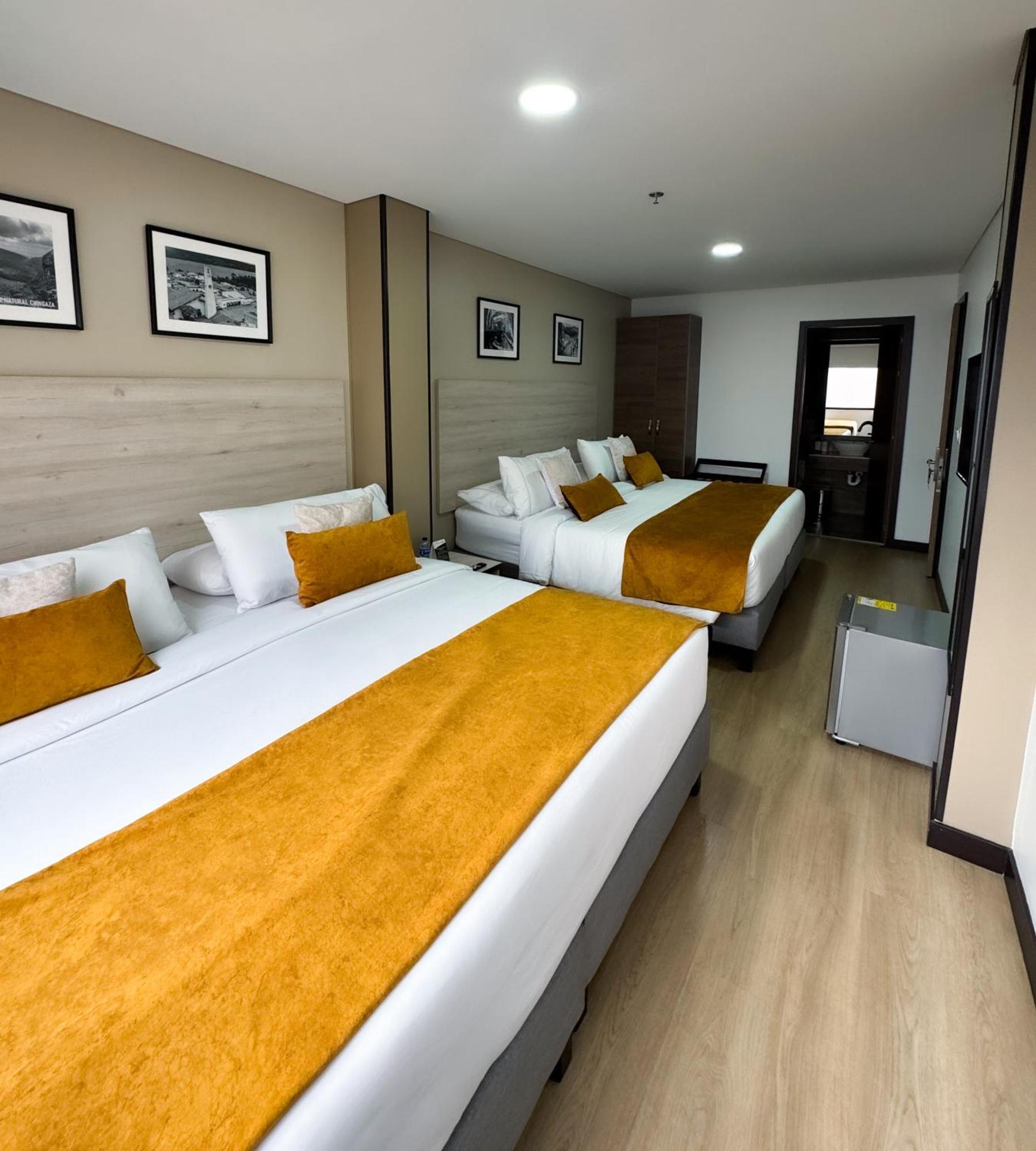 Hotel Wlh Gold Bogota Bagian luar foto