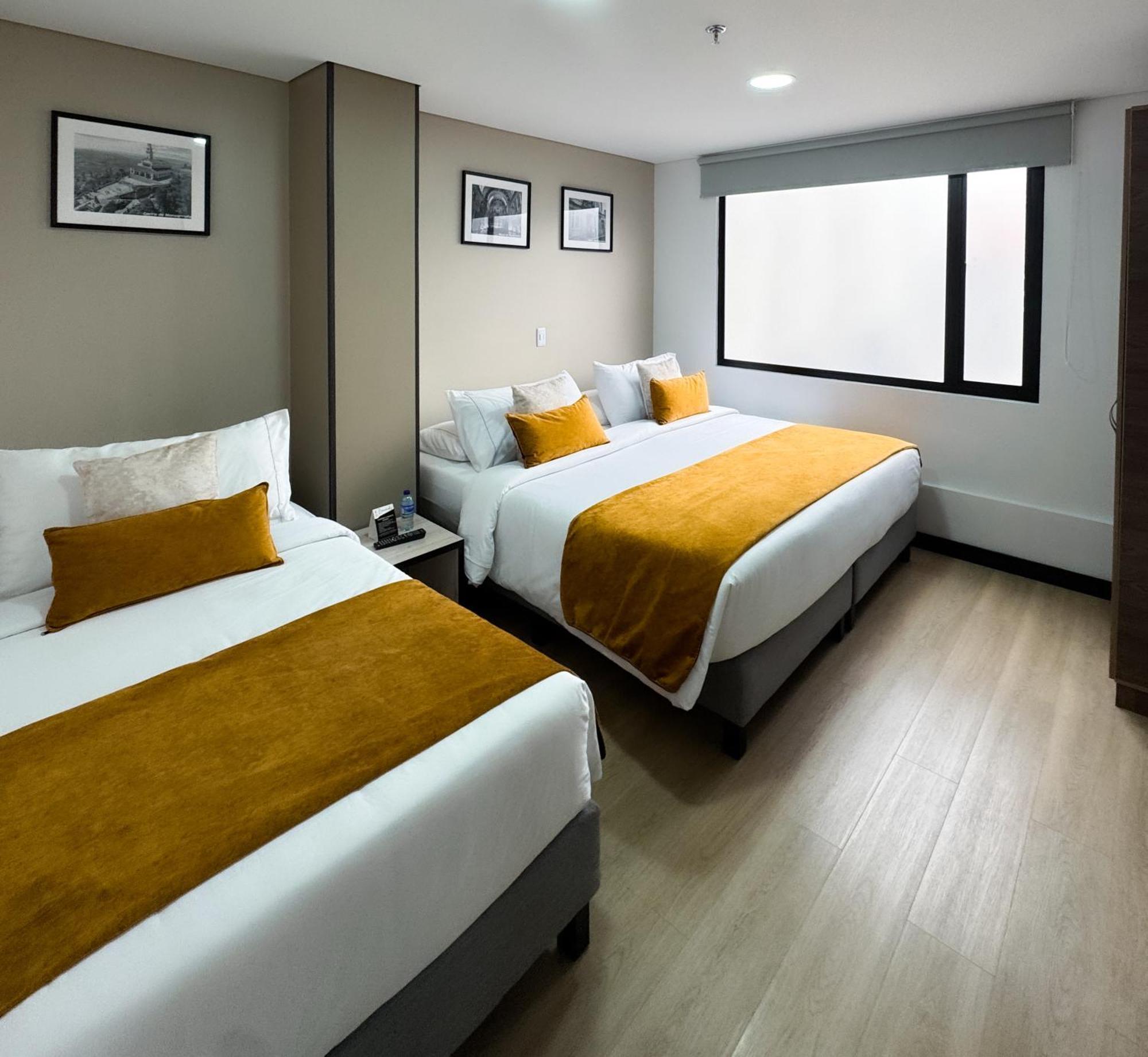 Hotel Wlh Gold Bogota Bagian luar foto