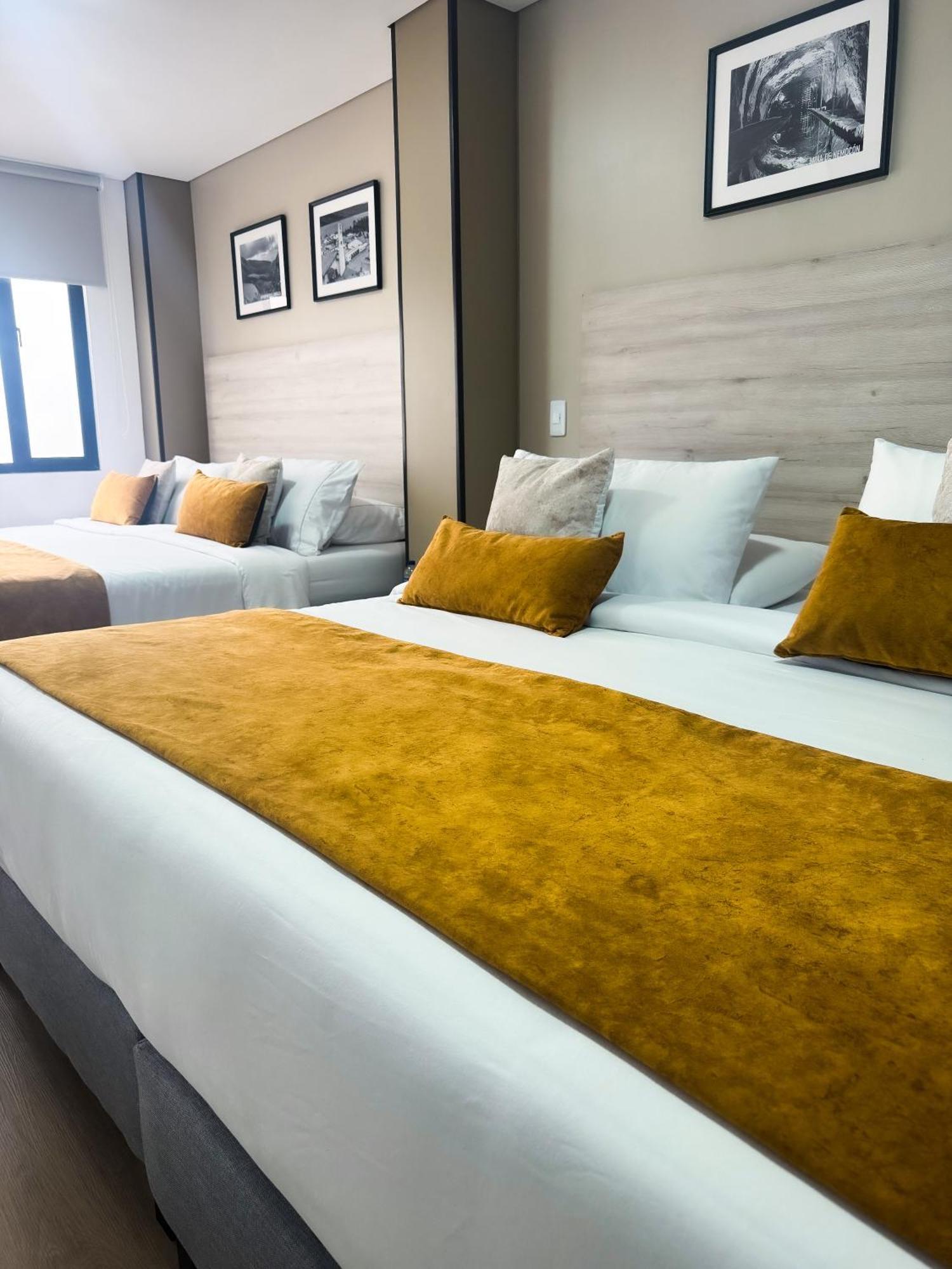 Hotel Wlh Gold Bogota Bagian luar foto