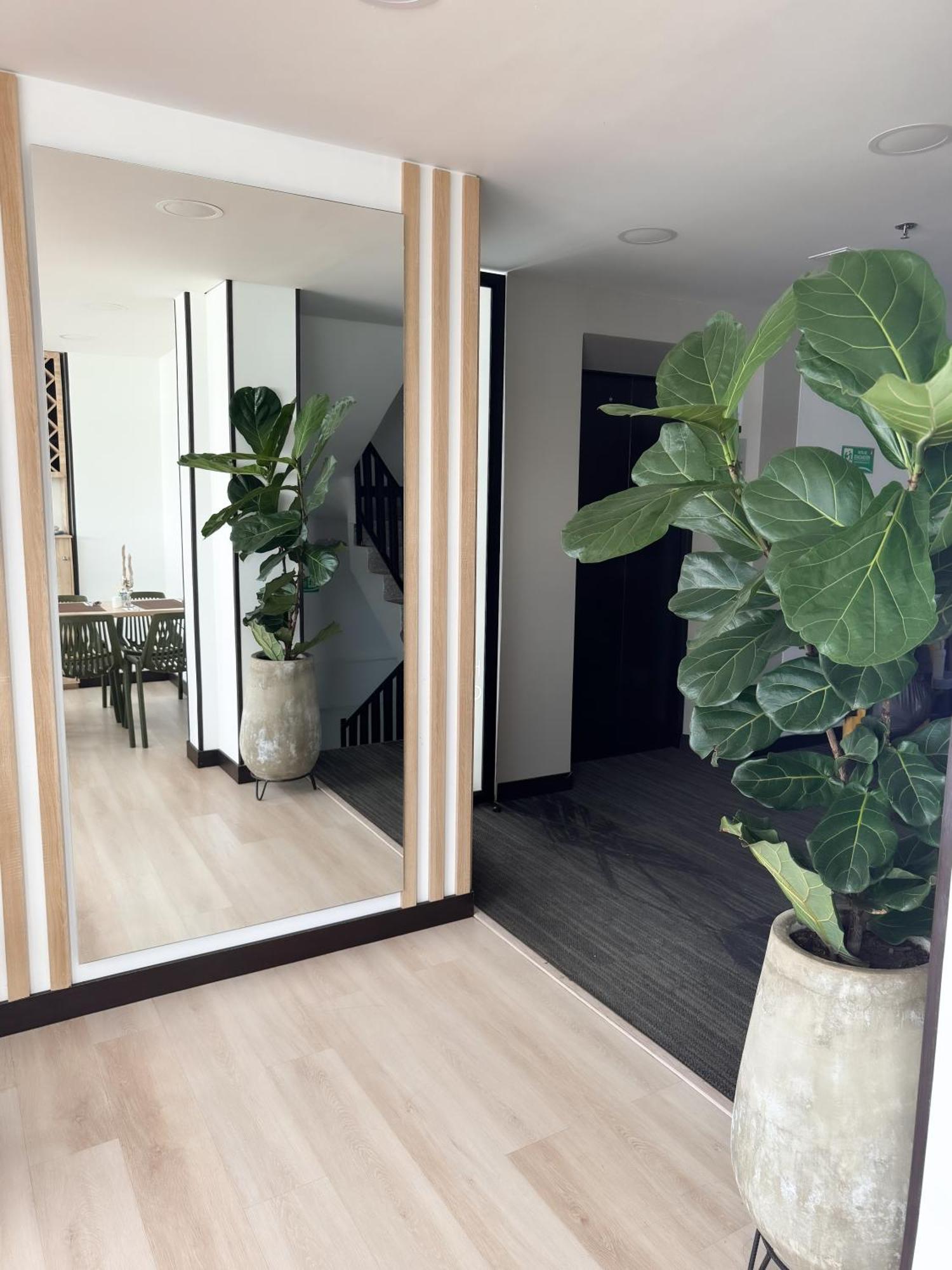 Hotel Wlh Gold Bogota Bagian luar foto