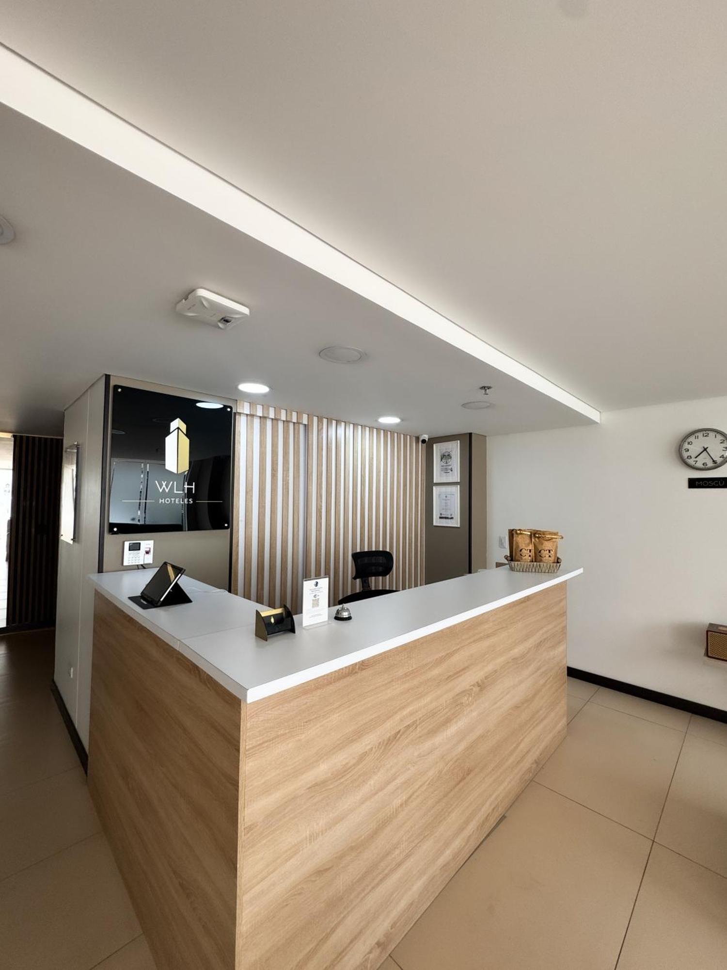 Hotel Wlh Gold Bogota Bagian luar foto